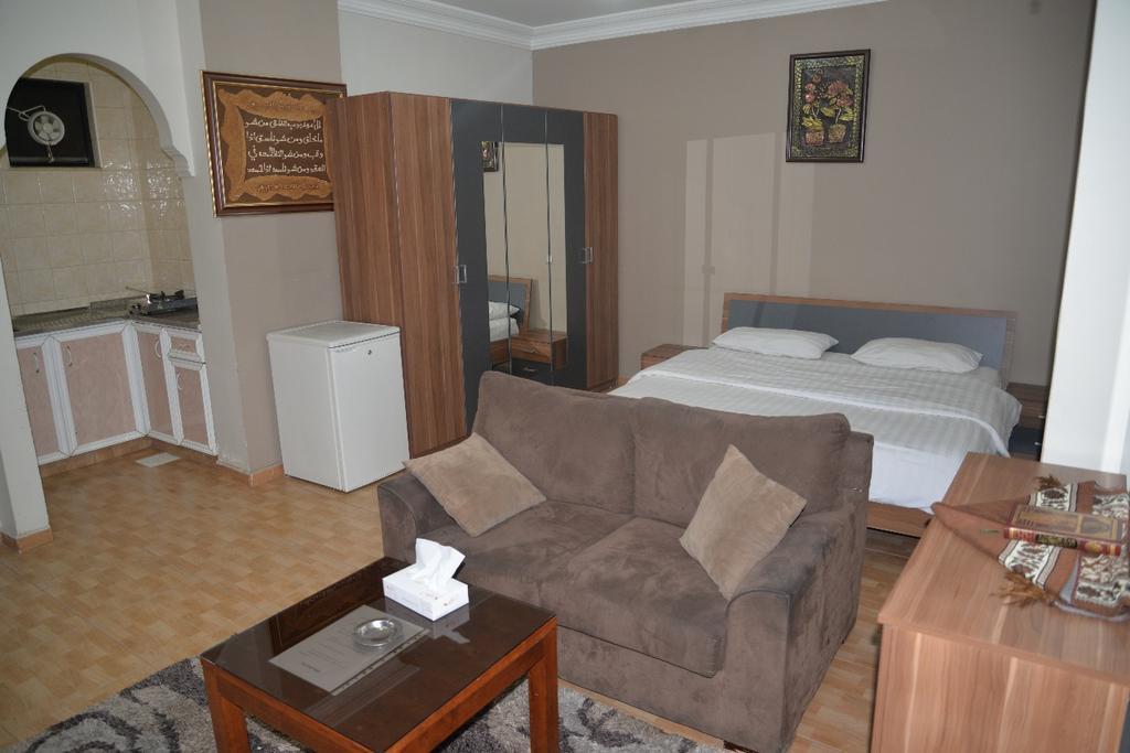 Alballouti Hotel Suites Amman Ngoại thất bức ảnh