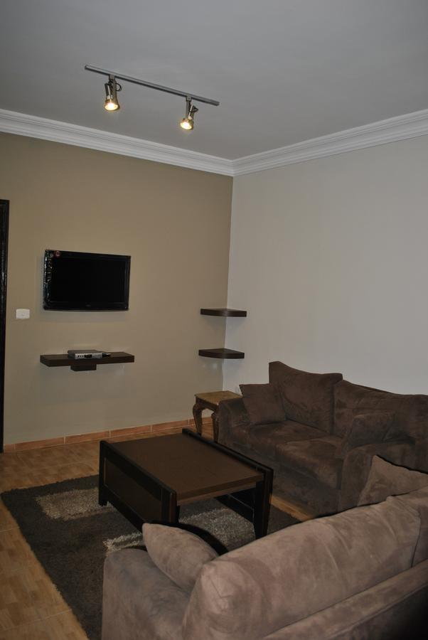Alballouti Hotel Suites Amman Phòng bức ảnh