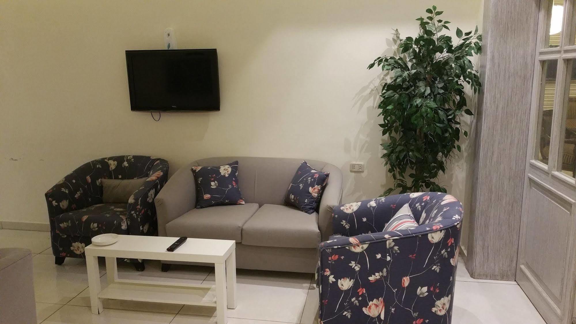 Alballouti Hotel Suites Amman Ngoại thất bức ảnh