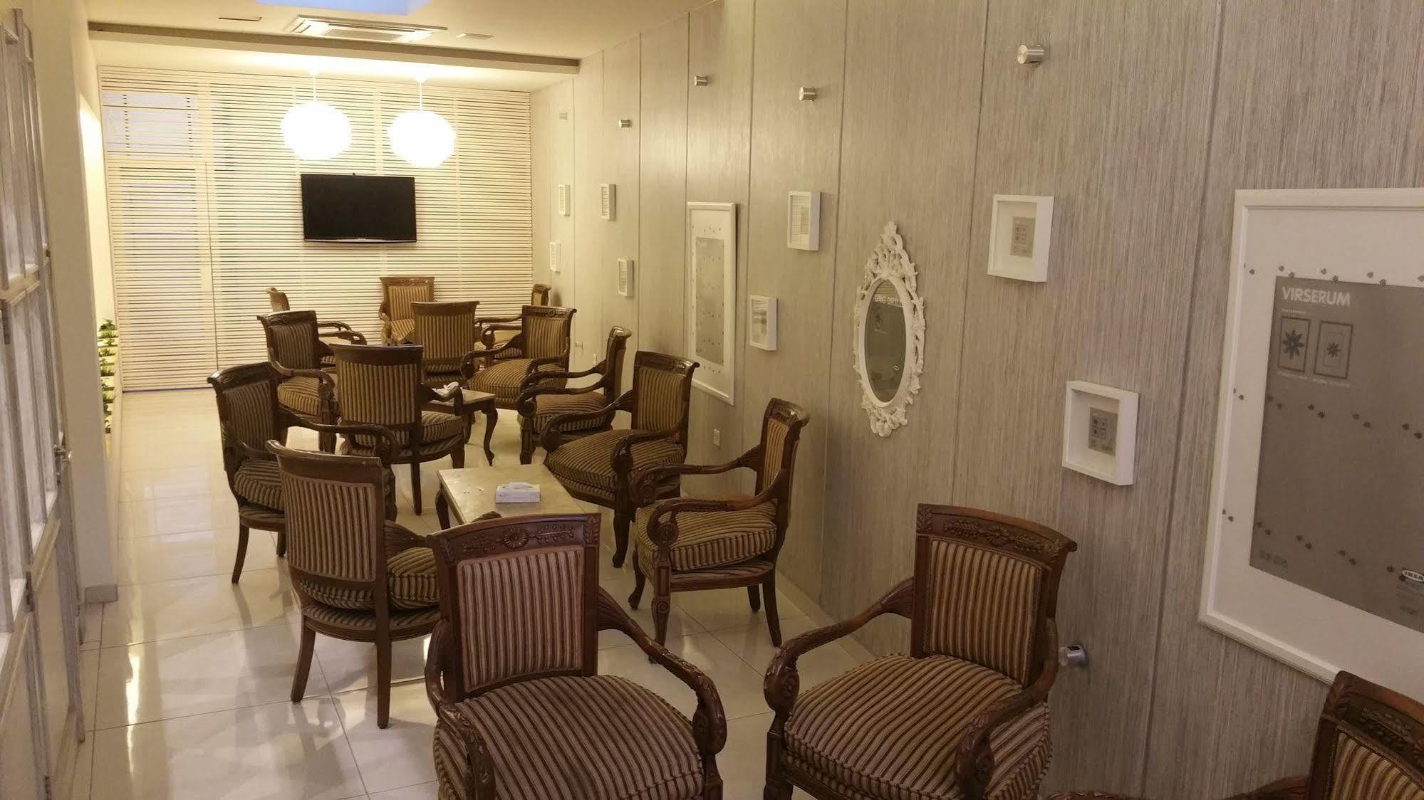 Alballouti Hotel Suites Amman Ngoại thất bức ảnh